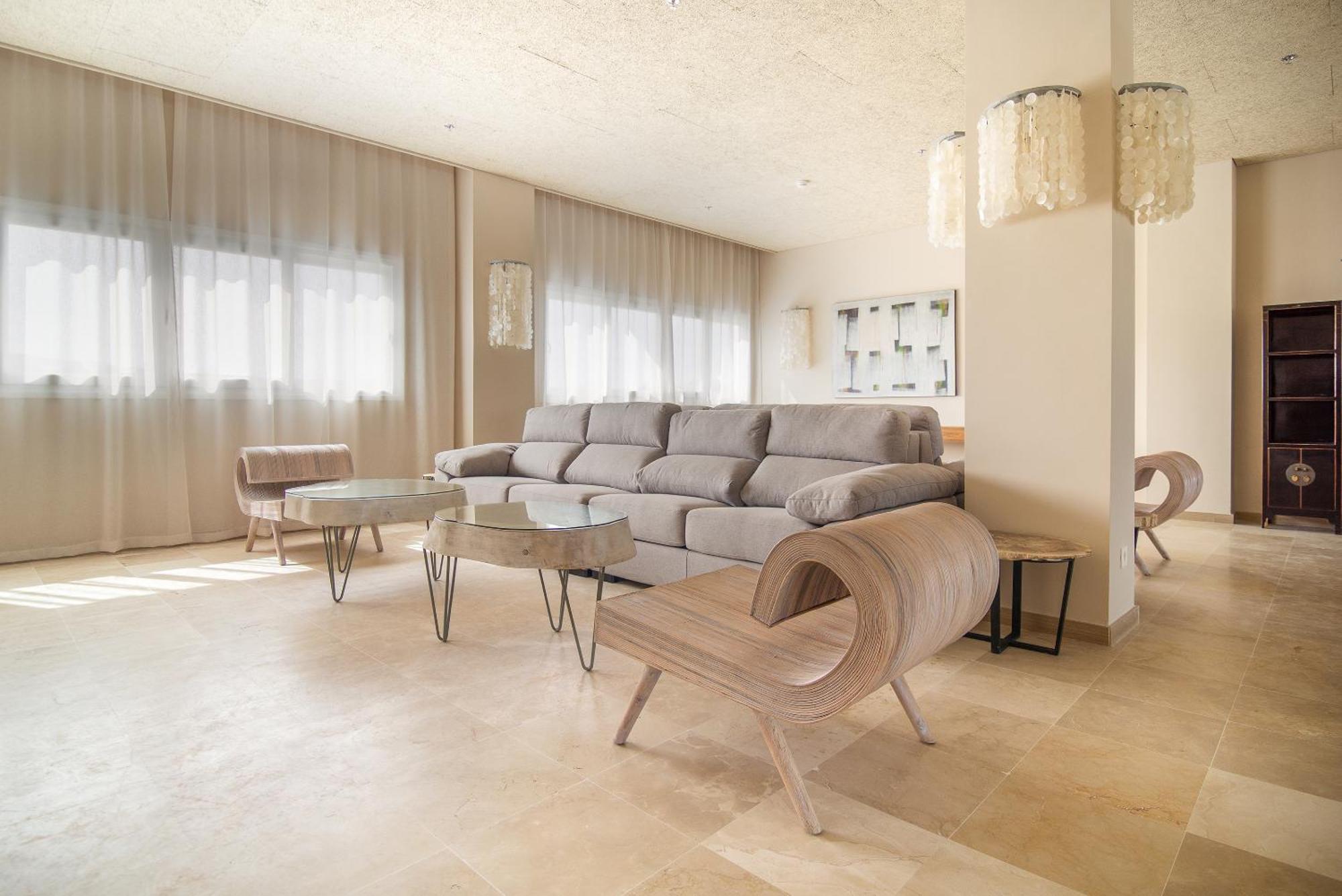 סהרה דה לוס אטונס Zahara Beach & Spa By Qhotels - Adults Recommended מראה חיצוני תמונה Interior of the hotel