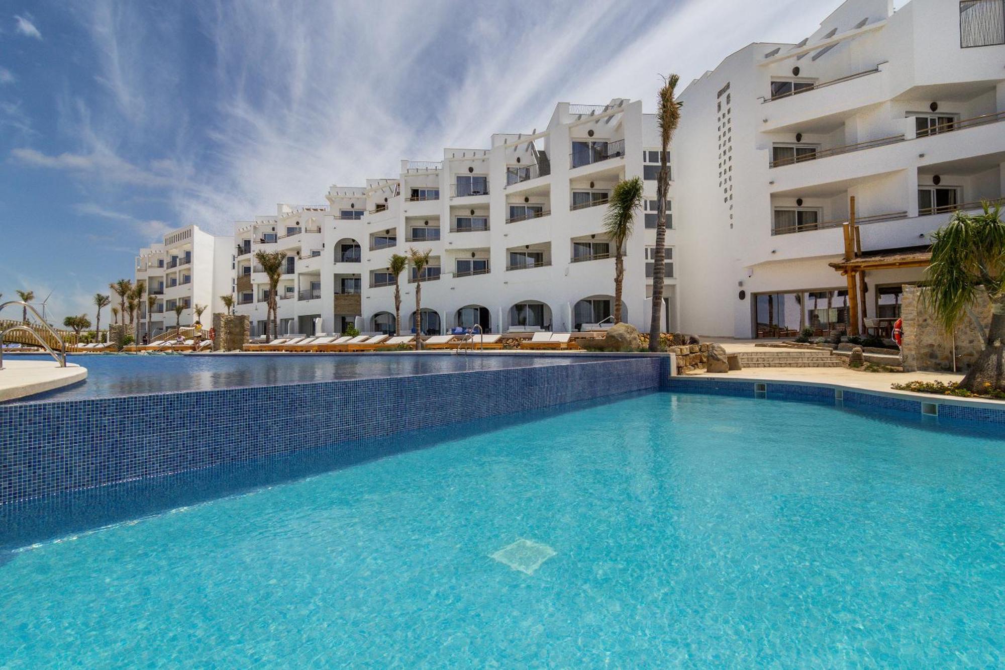 סהרה דה לוס אטונס Zahara Beach & Spa By Qhotels - Adults Recommended מראה חיצוני תמונה